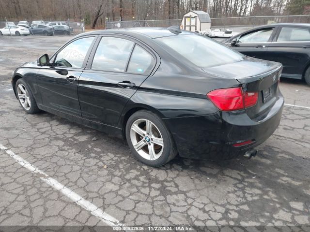 Photo 2 VIN: WBA3A5C52FP605374 - BMW 328I 