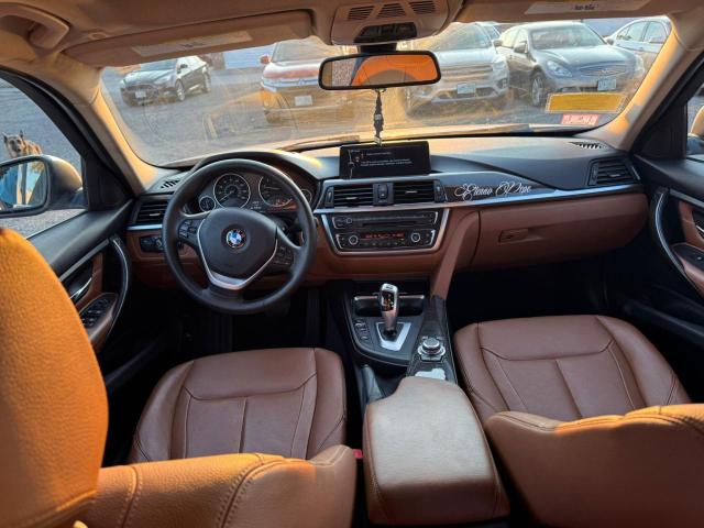 Photo 8 VIN: WBA3A5C53CF256386 - BMW 328 I 