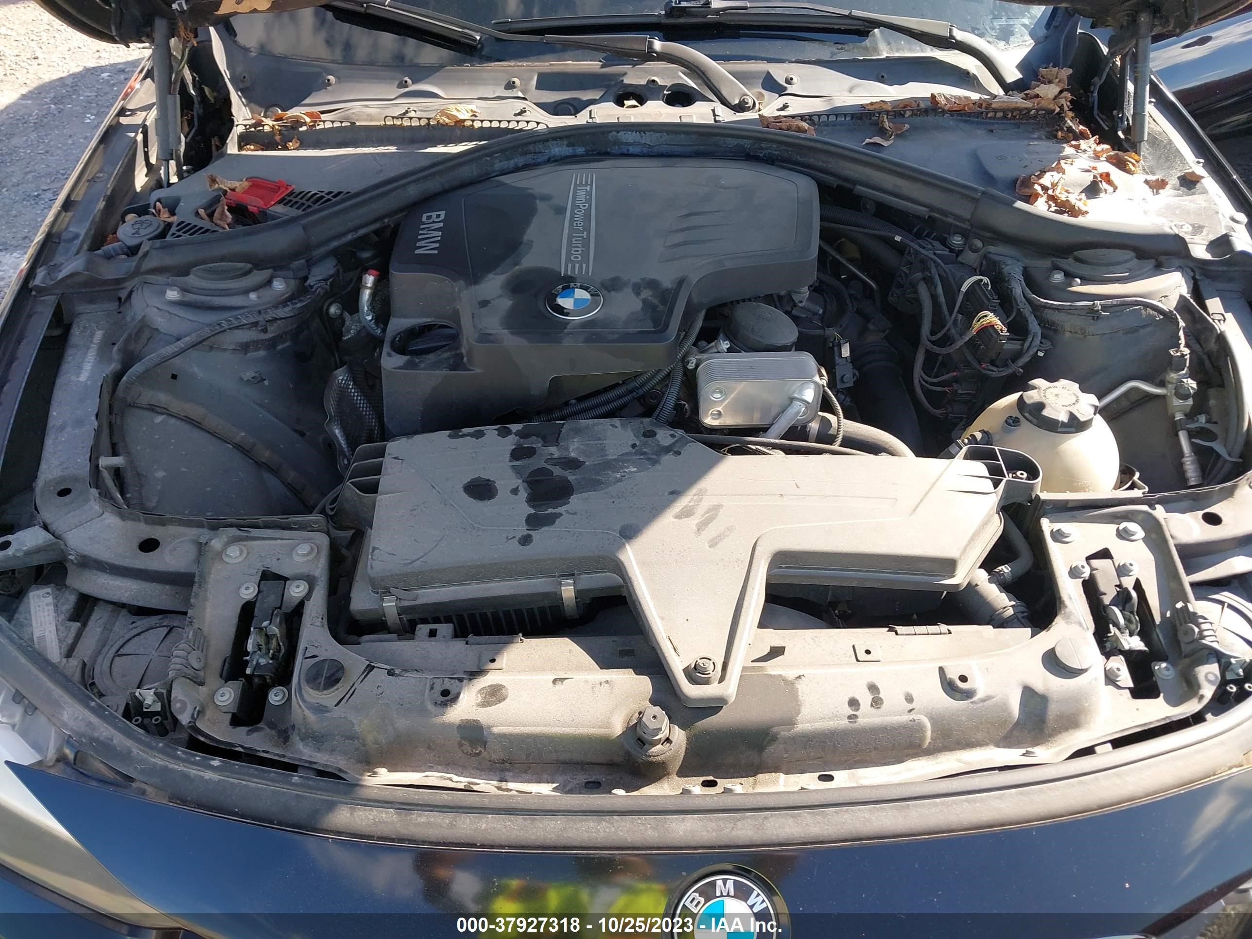 Photo 9 VIN: WBA3A5C53CF259319 - BMW 3ER 