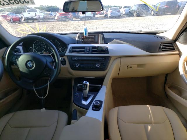 Photo 8 VIN: WBA3A5C53CF345942 - BMW 328 I 