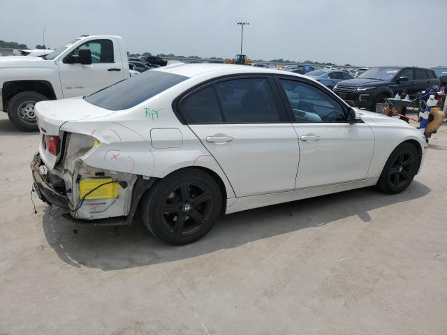 Photo 2 VIN: WBA3A5C53CF346413 - BMW 3 SERIES 