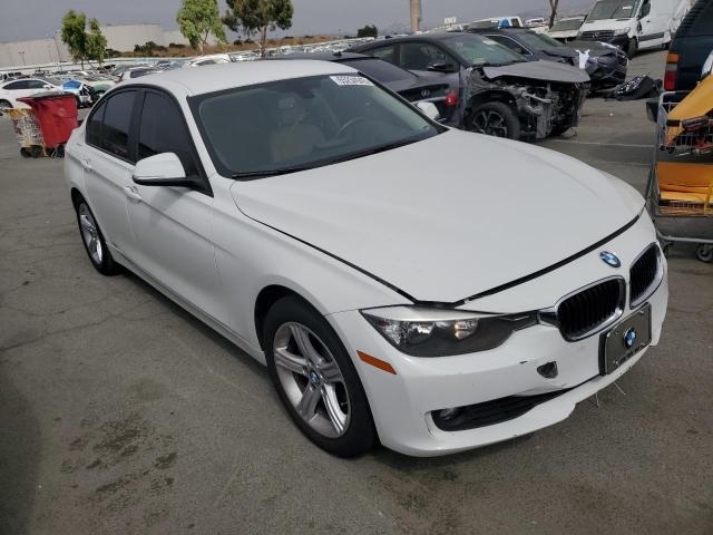 Photo 3 VIN: WBA3A5C53DF352164 - BMW 3 SERIES 