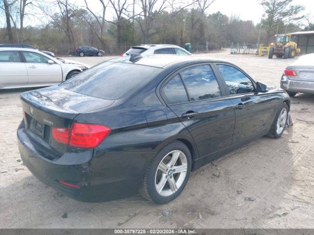 Photo 3 VIN: WBA3A5C53DF358000 - BMW 328I 