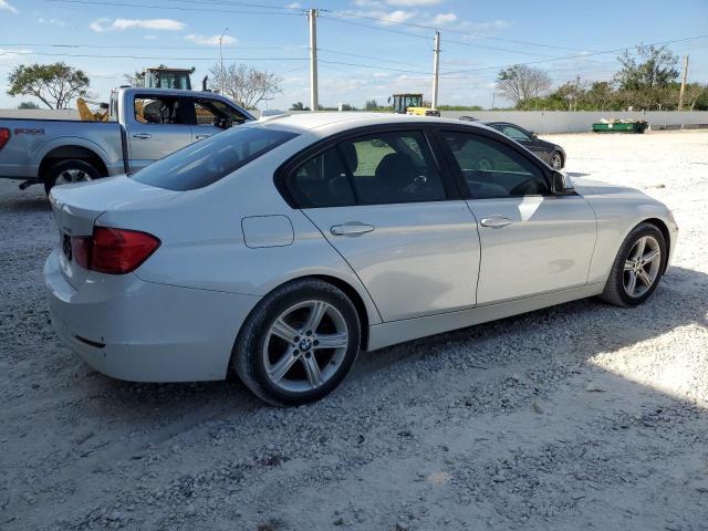 Photo 2 VIN: WBA3A5C54CF344993 - BMW 328 I 