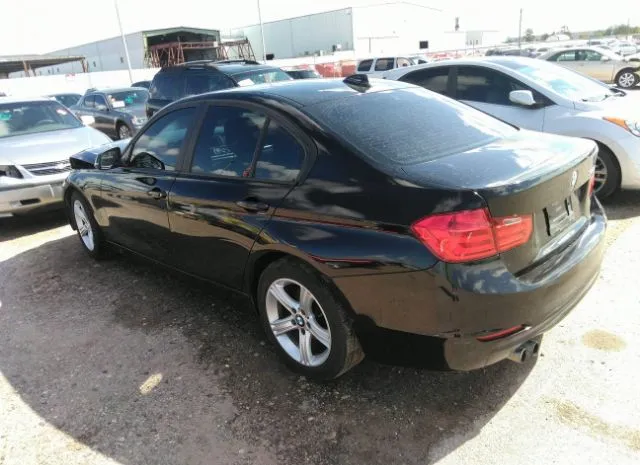 Photo 2 VIN: WBA3A5C54DF353145 - BMW 3 SERIES 