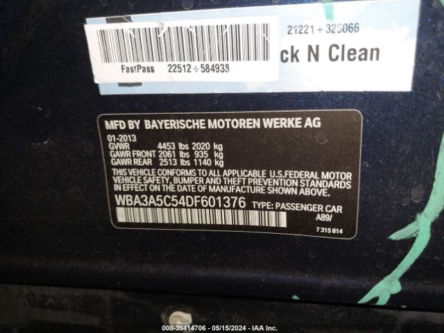 Photo 8 VIN: WBA3A5C54DF601376 - BMW 328I 