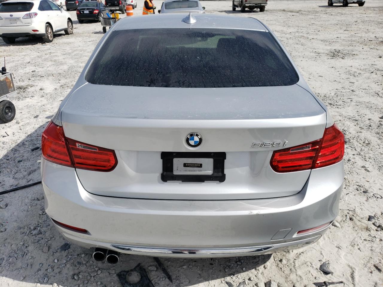 Photo 5 VIN: WBA3A5C54EF605977 - BMW 3ER 