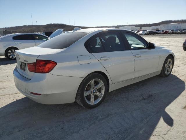 Photo 2 VIN: WBA3A5C54EJ465457 - BMW 328 I 