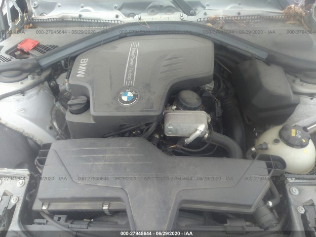 Photo 9 VIN: WBA3A5C54FF608640 - BMW 3 