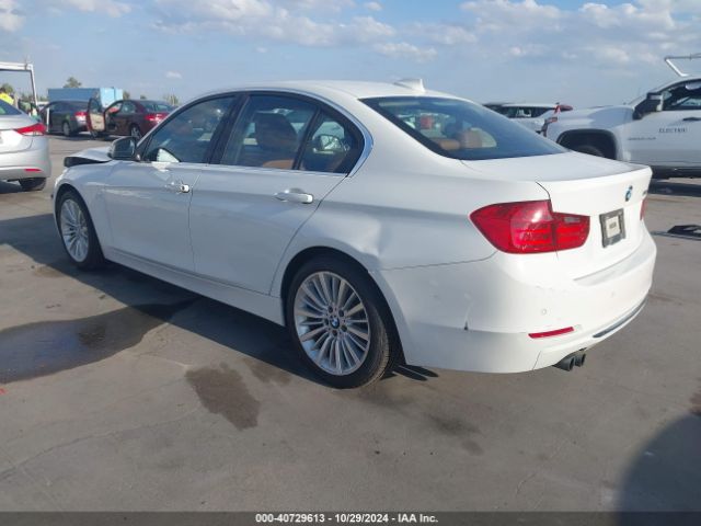 Photo 2 VIN: WBA3A5C54FP604811 - BMW 328I 