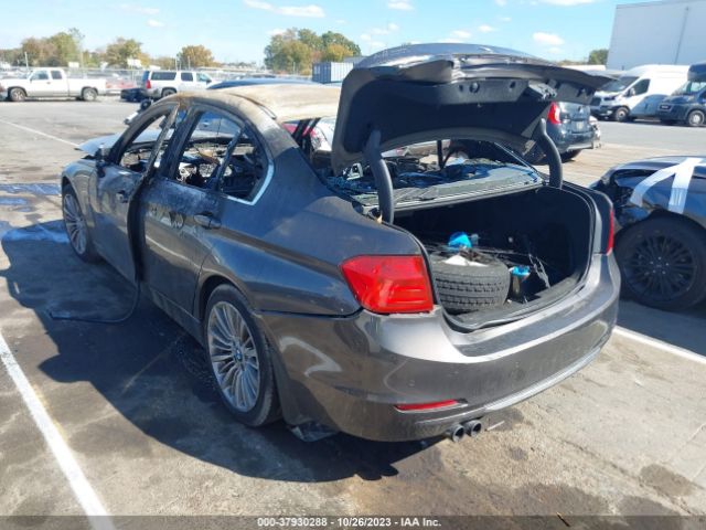 Photo 2 VIN: WBA3A5C55CF258706 - BMW 328I 