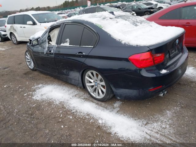 Photo 2 VIN: WBA3A5C55CF259256 - BMW 328I 