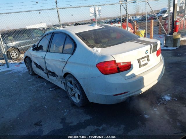 Photo 2 VIN: WBA3A5C55CF342086 - BMW 328I 