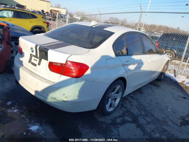 Photo 3 VIN: WBA3A5C55CF342086 - BMW 328I 