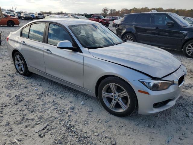 Photo 3 VIN: WBA3A5C55CF342170 - BMW 3 SERIES 