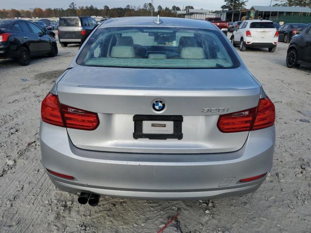 Photo 5 VIN: WBA3A5C55CF342170 - BMW 3 SERIES 