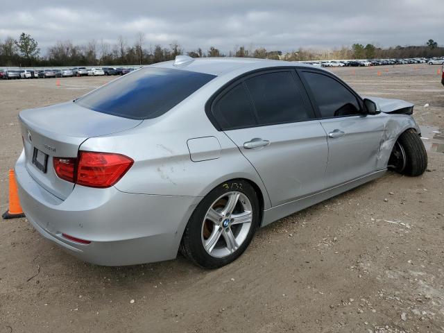 Photo 2 VIN: WBA3A5C55DF356068 - BMW 328 I 