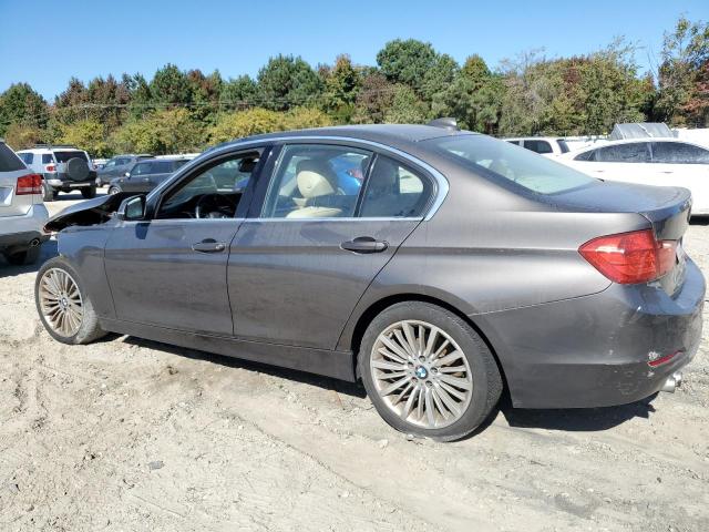 Photo 1 VIN: WBA3A5C55DF356233 - BMW 328 I 