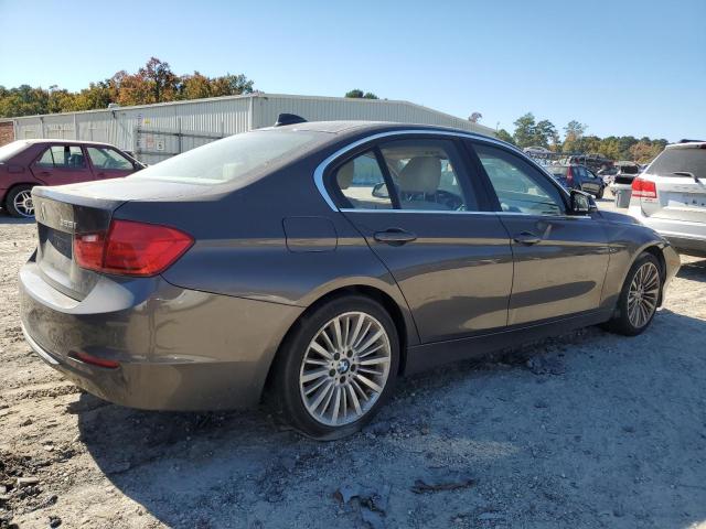 Photo 2 VIN: WBA3A5C55DF356233 - BMW 328 I 