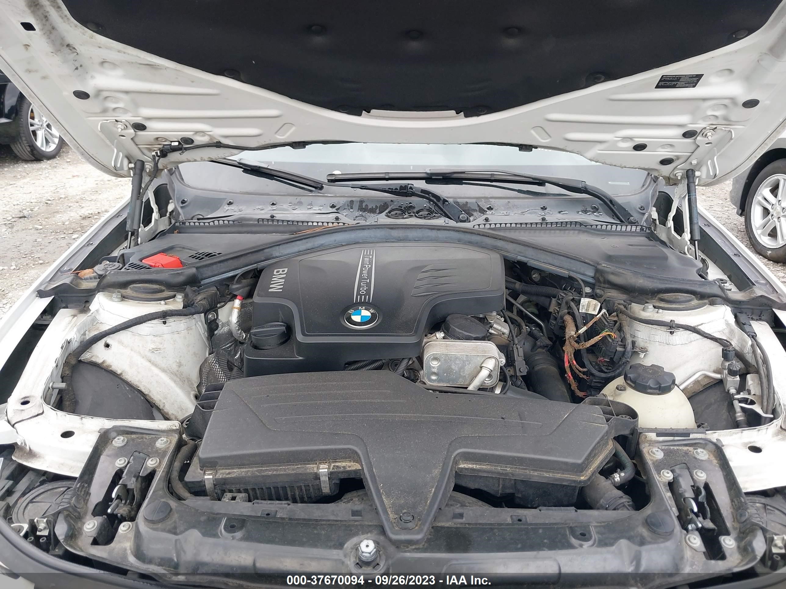 Photo 9 VIN: WBA3A5C55EP600930 - BMW 328I 