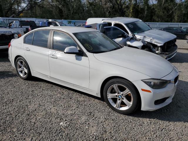 Photo 3 VIN: WBA3A5C55FF608680 - BMW 3 SERIES 