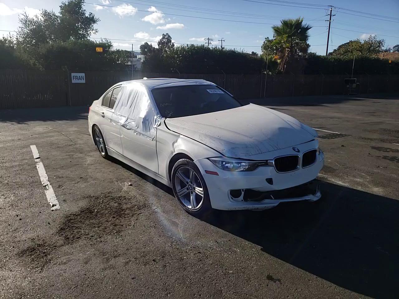 Photo 10 VIN: WBA3A5C56CF344140 - BMW 328 I 