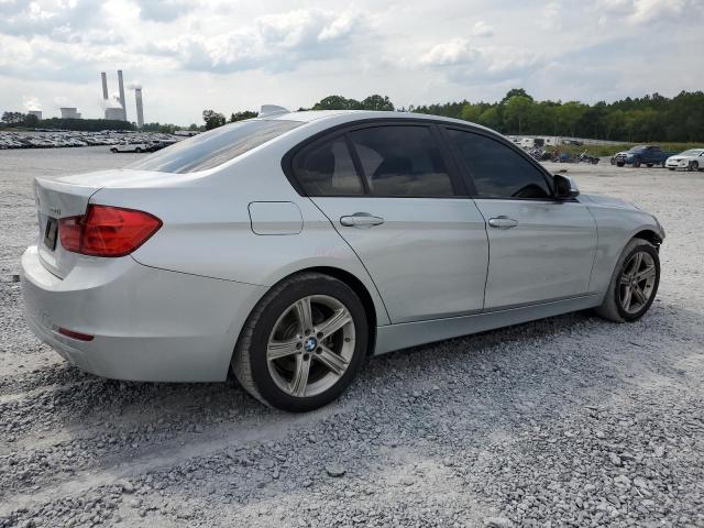 Photo 2 VIN: WBA3A5C56CF350097 - BMW 3 SERIES 