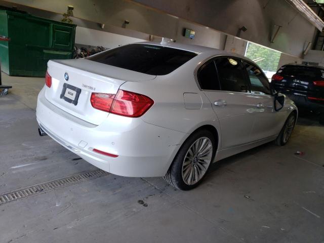 Photo 2 VIN: WBA3A5C56DF359187 - BMW 328 I 