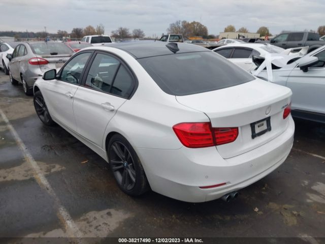 Photo 2 VIN: WBA3A5C56DF602237 - BMW 328I 