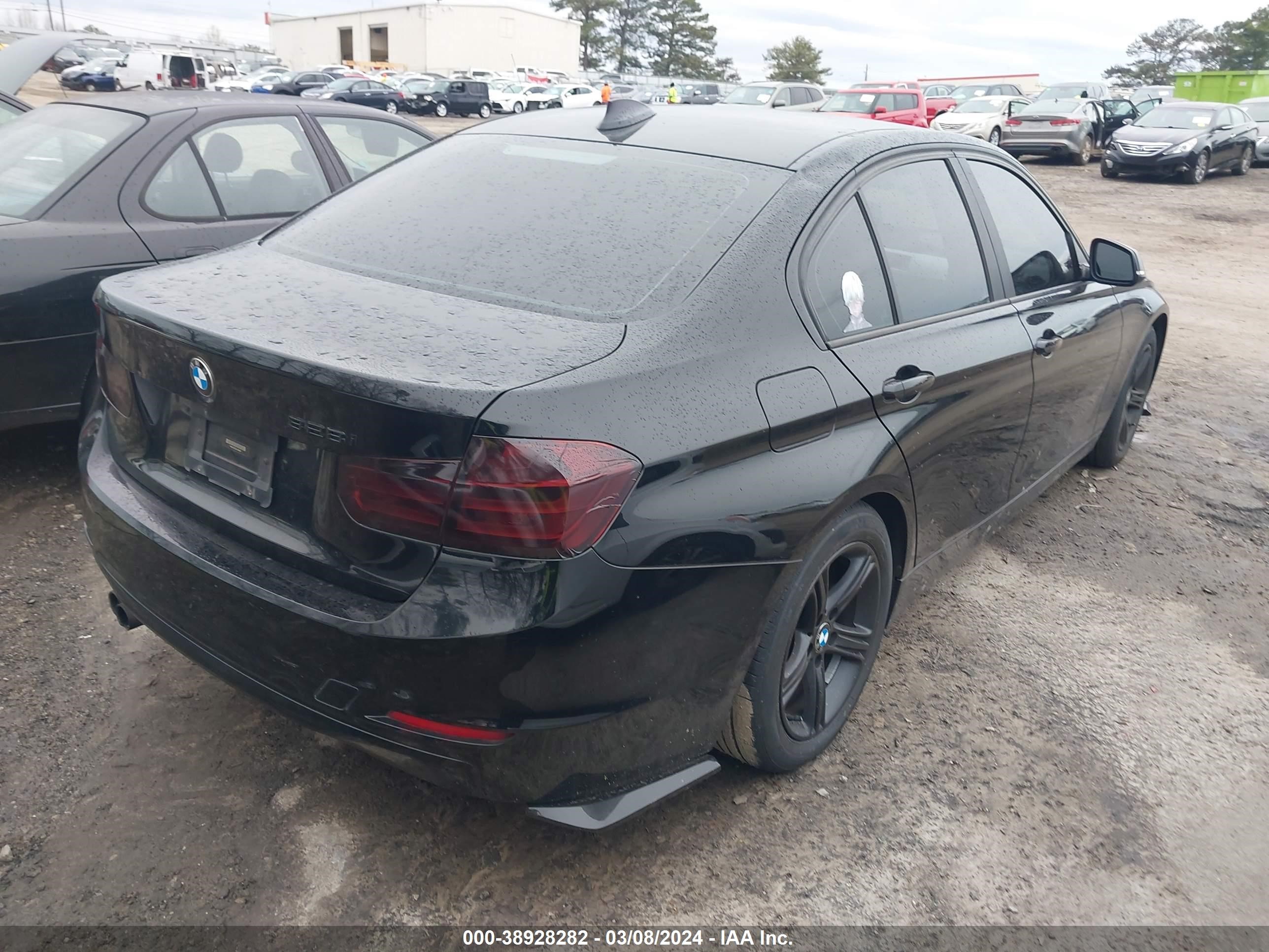 Photo 3 VIN: WBA3A5C56DJ460940 - BMW 3ER 