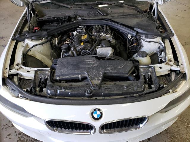 Photo 10 VIN: WBA3A5C56DJ461909 - BMW 3 SERIES 