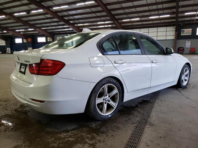 Photo 2 VIN: WBA3A5C56DJ461909 - BMW 3 SERIES 