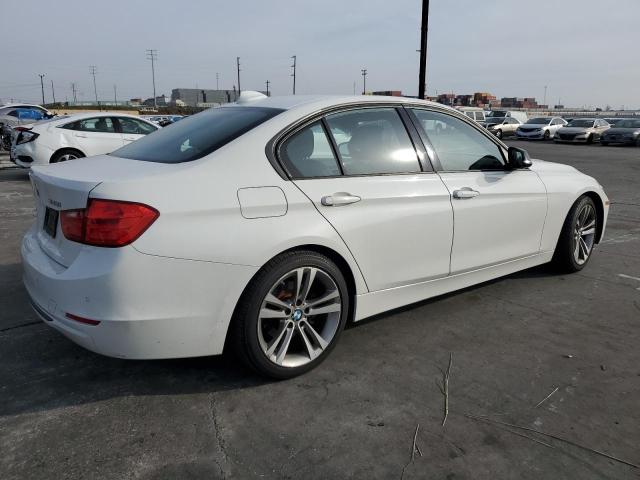 Photo 2 VIN: WBA3A5C56EF604524 - BMW 3 SERIES 