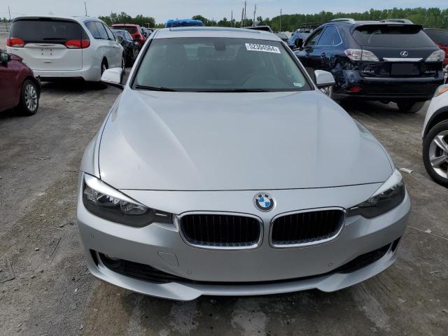 Photo 4 VIN: WBA3A5C56FF608364 - BMW 3 SERIES 