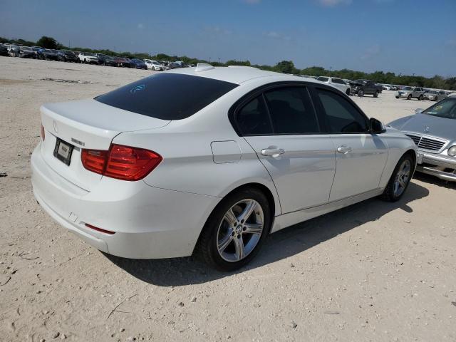 Photo 2 VIN: WBA3A5C57CF344809 - BMW 3 SERIES 