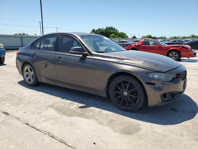 Photo 3 VIN: WBA3A5C57DF353849 - BMW 3 SERIES 