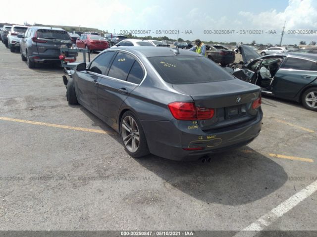 Photo 2 VIN: WBA3A5C57FF608101 - BMW 3 