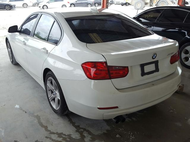 Photo 2 VIN: WBA3A5C58CF349145 - BMW 328 I 