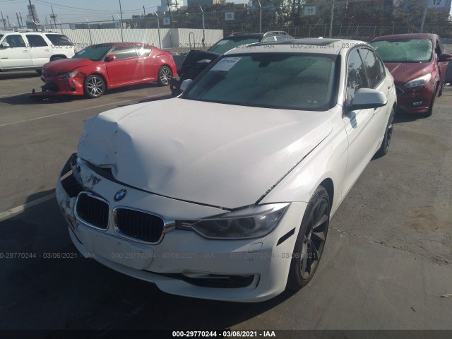 Photo 1 VIN: WBA3A5C58CFJ88635 - BMW 3 