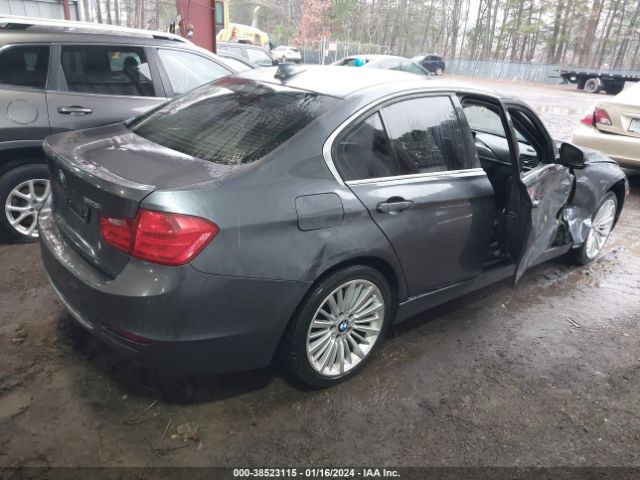 Photo 3 VIN: WBA3A5C58DF350815 - BMW 328I 