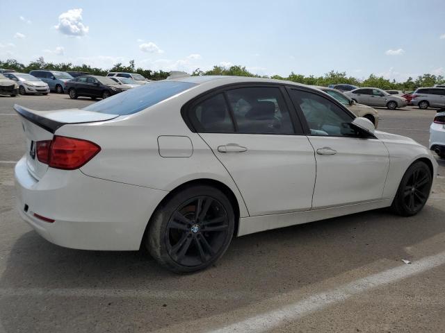 Photo 2 VIN: WBA3A5C58DF353407 - BMW 328 I 