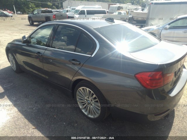 Photo 2 VIN: WBA3A5C59CF255985 - BMW 3 