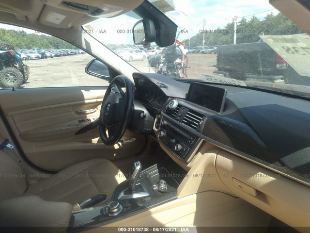 Photo 4 VIN: WBA3A5C59CF255985 - BMW 3 