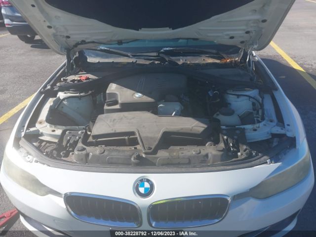 Photo 9 VIN: WBA3A5C59CF344231 - BMW 328I 