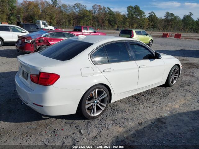 Photo 3 VIN: WBA3A5C59CF349042 - BMW 328I 