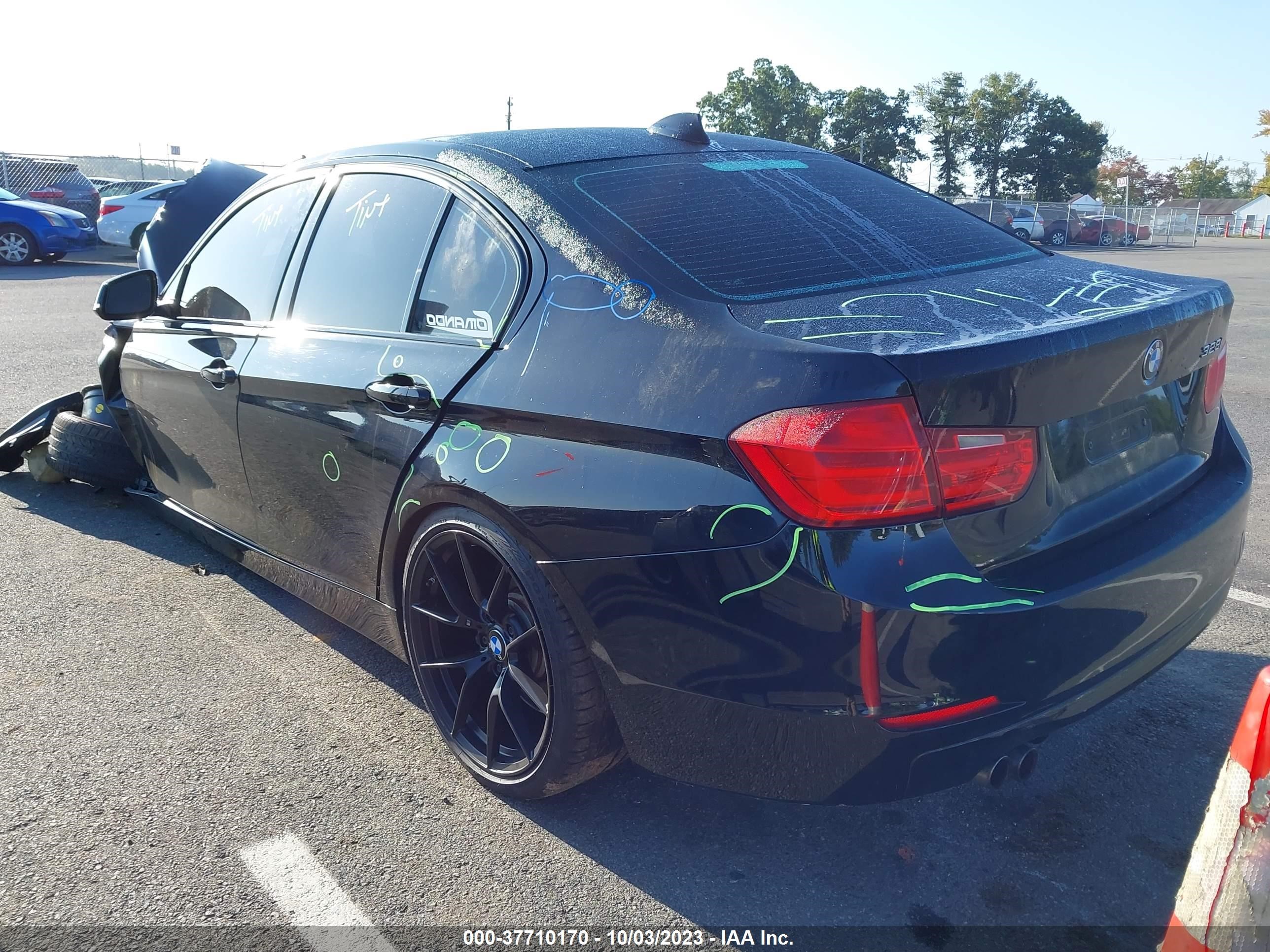 Photo 2 VIN: WBA3A5C59FF606978 - BMW 3ER 