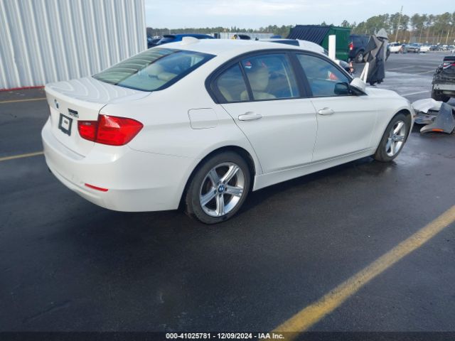 Photo 3 VIN: WBA3A5C59FF608598 - BMW 328I 