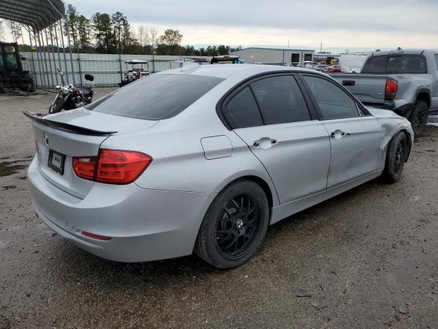 Photo 2 VIN: WBA3A5C59FF609069 - BMW 328 I 