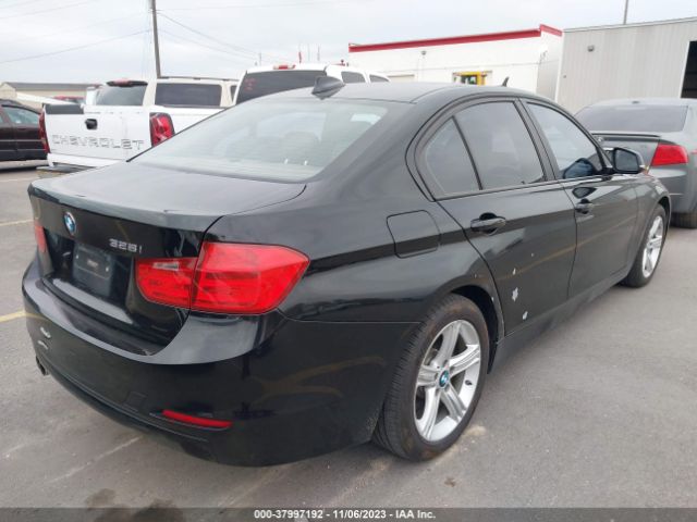 Photo 3 VIN: WBA3A5C59FP605128 - BMW 3 SERIES 