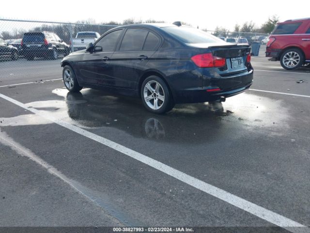 Photo 2 VIN: WBA3A5C5XCF349678 - BMW 328I 